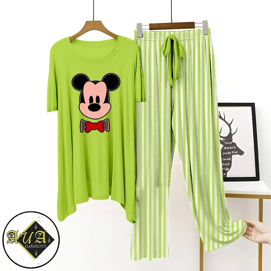 Green Lining Trouser Printed Night Suit with Luxurious Lining Pajamas Stylish Sleepwear Set for a Cozy Night's Rest
