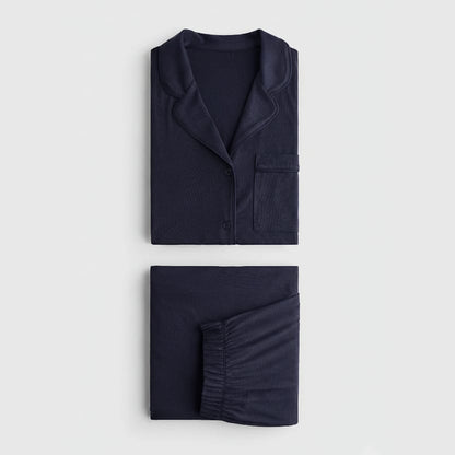 Burgundy dreams, cozy nights. Navy Colour✨